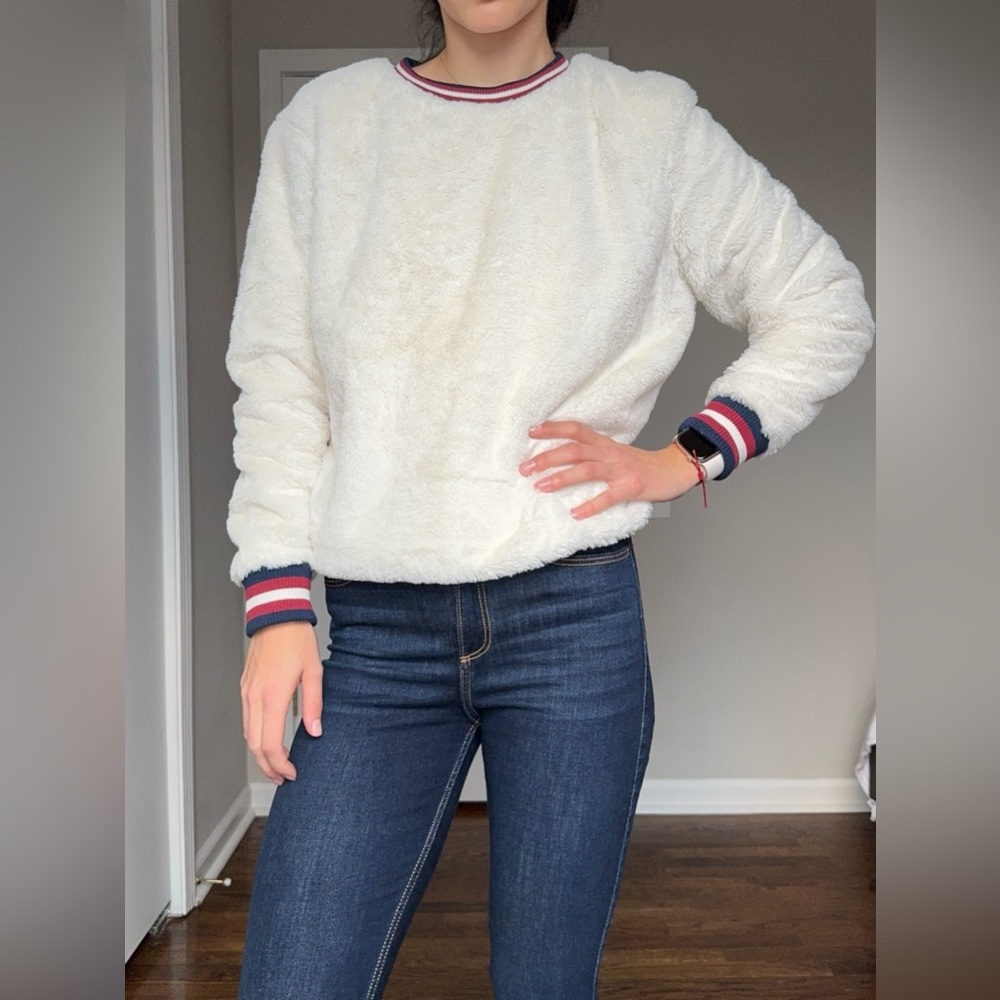 White Sweater Fluffy Oversized Pimkie
